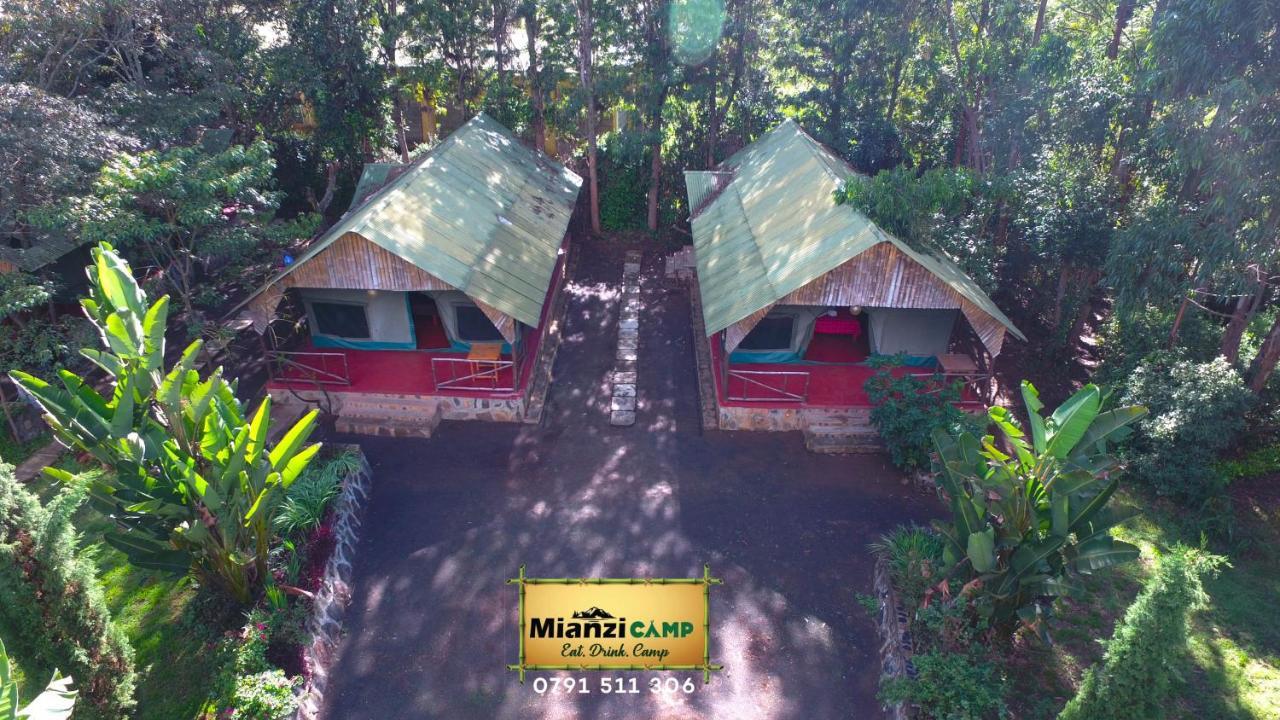 Camp Mahon Gardens Hotel Nanyuki Kültér fotó