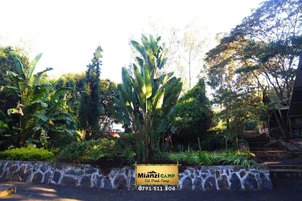 Camp Mahon Gardens Hotel Nanyuki Kültér fotó